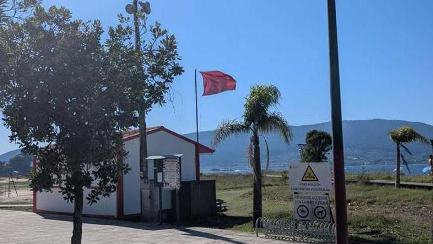 Cerrado al baño un tramo de la playa de Cesantes por contaminación de E. coli