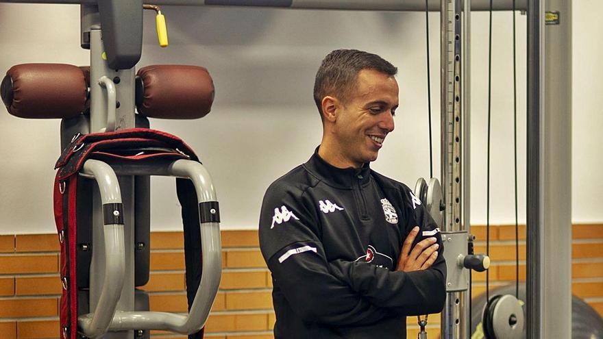 Borja sonríe durante un instante de la sesión realizada por el equipo en el gimnasio de Abegondo. |  // RCD