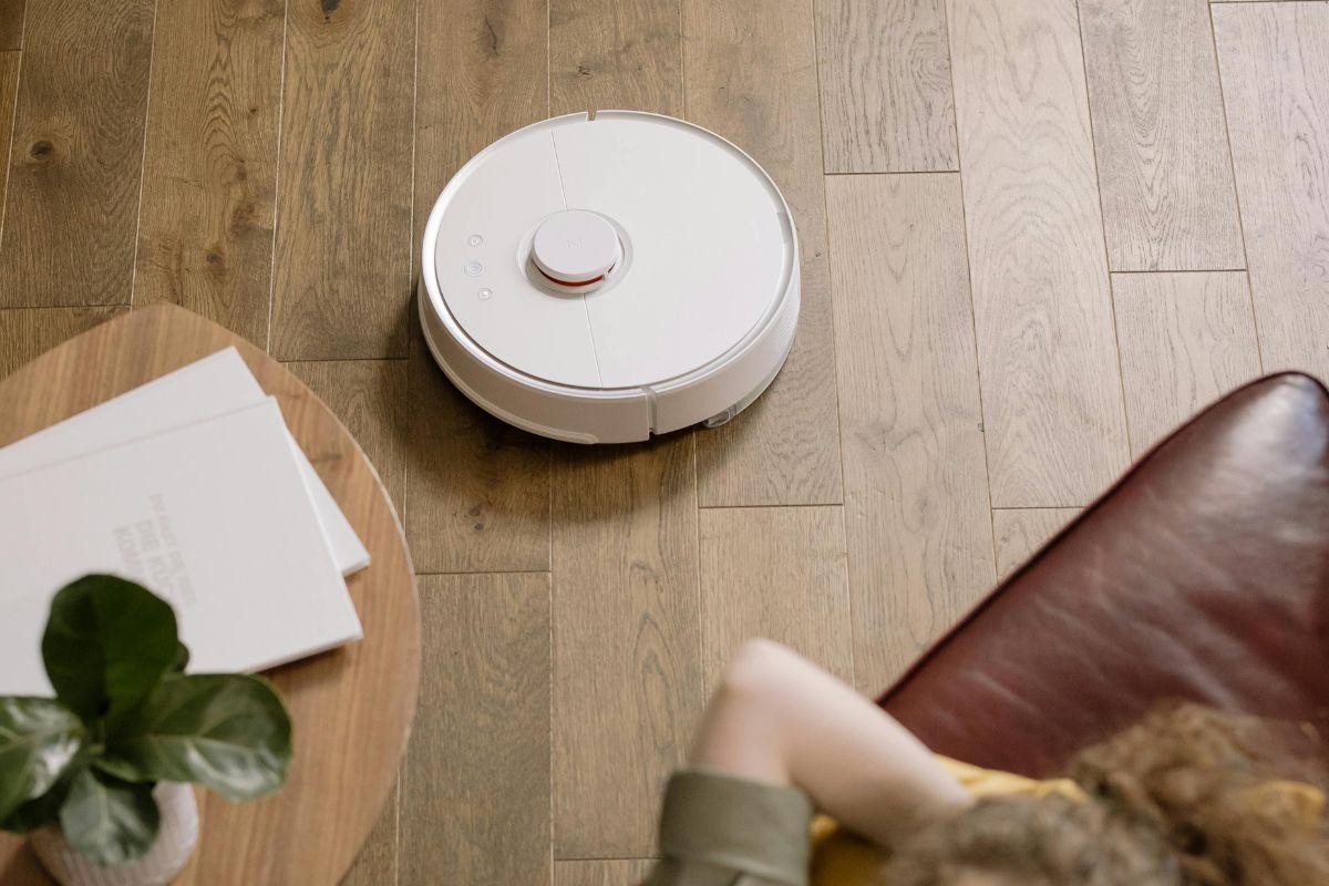 Amazon liquida a 99 euros (antes 300) las últimas unidades del robot aspirador de Lefant ( y más ofertas)