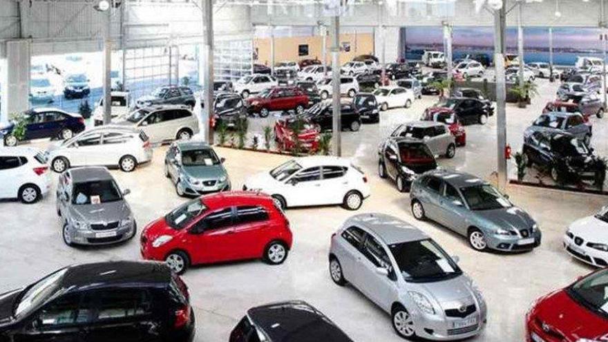 El parc automobilístic a Girona s&#039;ha renovat molt poc aquest abril.