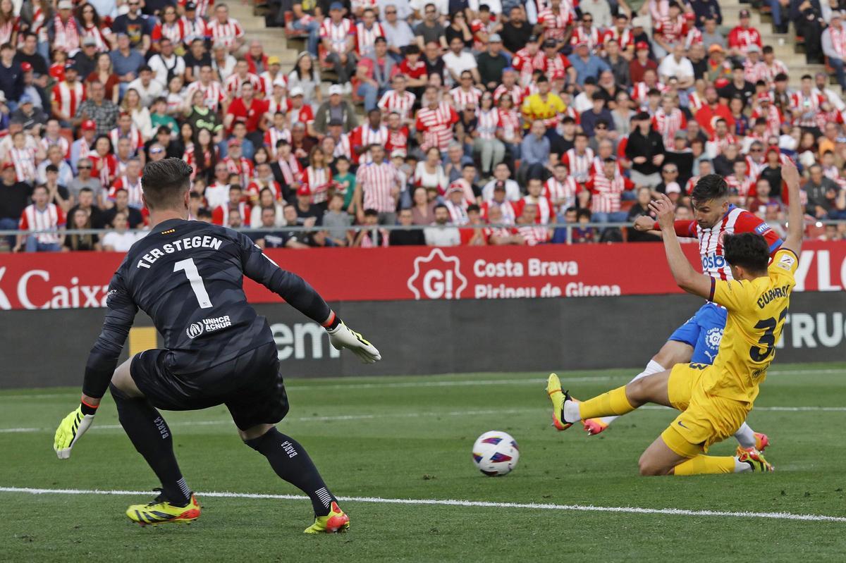 Portu anotant un gol en el Girona-Barça de la temporada 23/24
