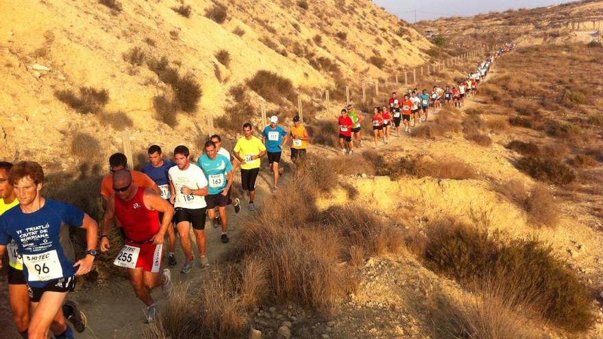 Más de 200 personas participan en la V edición del Cross de los Lagos de Rabasa