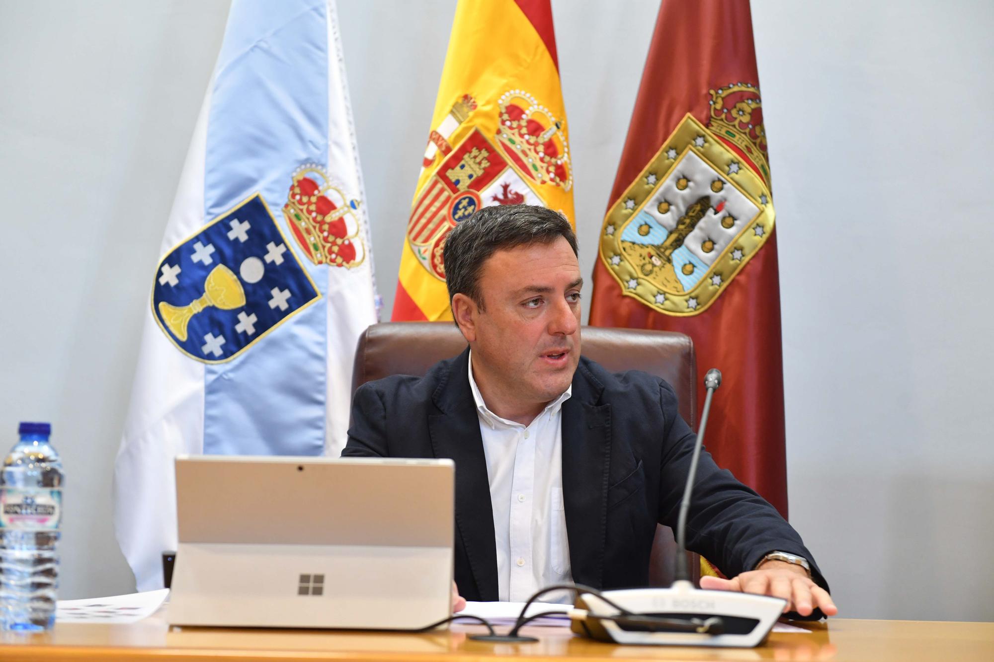 Pleno de organización en la Diputación de A Coruña