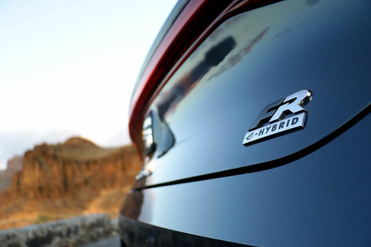 SEAT León e-Hybrid