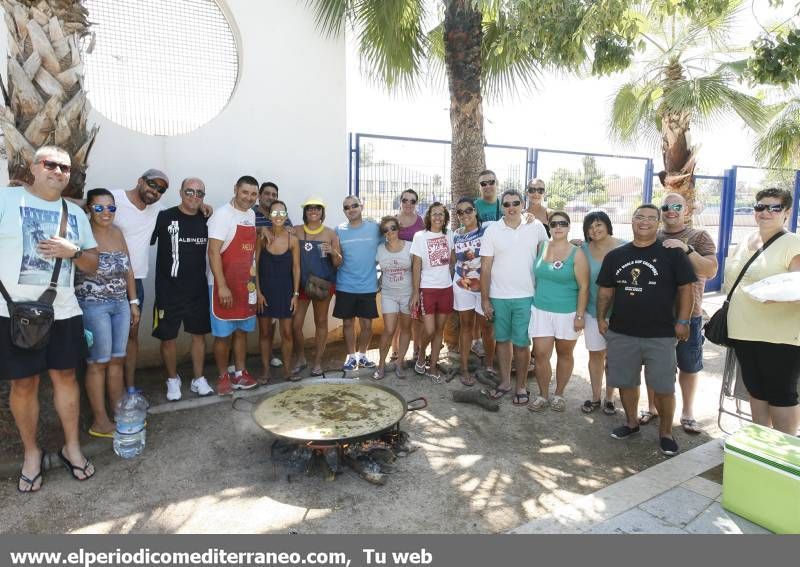 GALERÍA DE FOTOS - Fiestas en el Barrio del Serrallo. Dia de Paellas