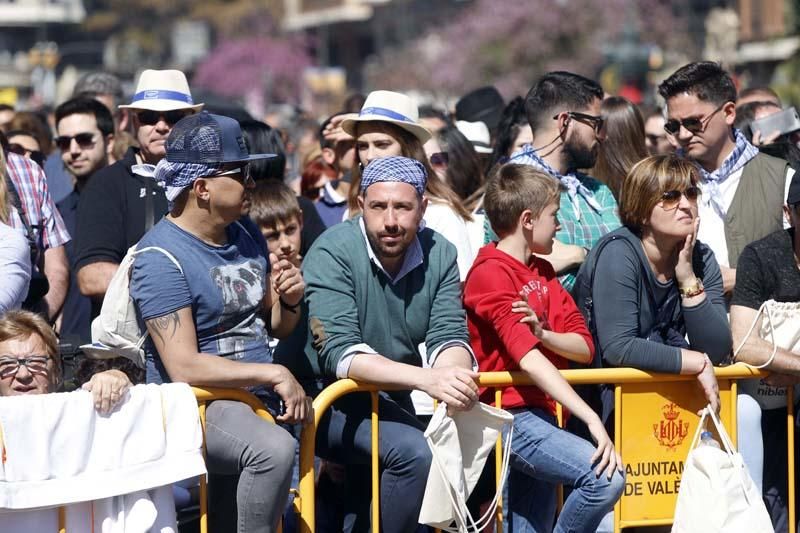 Búscate en la mascletà del 16 de marzo