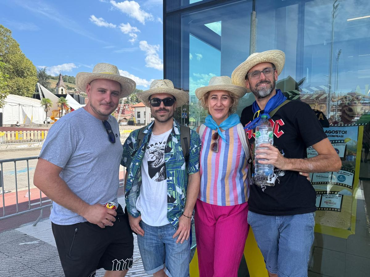 Izquierda a derecha: Javier Huerta (Ciudad Real), Joel Baltierra (Madrid), Mari Paz Garcia (Barcelona) y Javi Martinez (Barcelona)