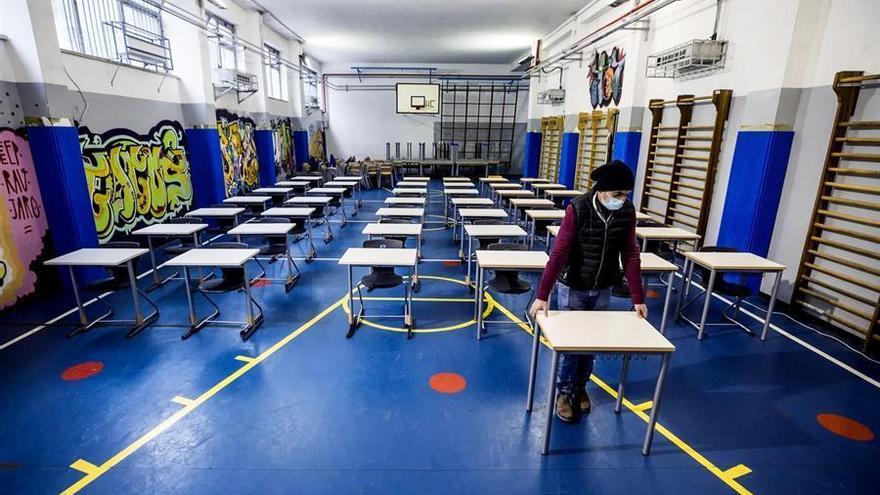 Un total de 159 aulas de Infantil y Primaria se mantienen en enseñanza a distancia en Extremadura