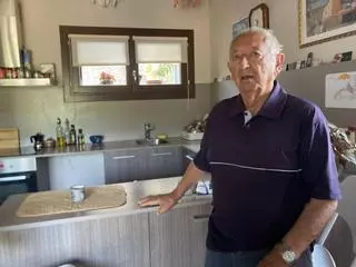 Joan Bagaria, veí de Prullans de 87 anys: "De la calor se’n fa un gra massa. Abans sí que en passàvem treballant a ma"