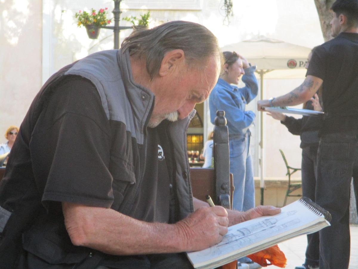 Participantes en el encuentro de Dibujantes Urbanos en Elche