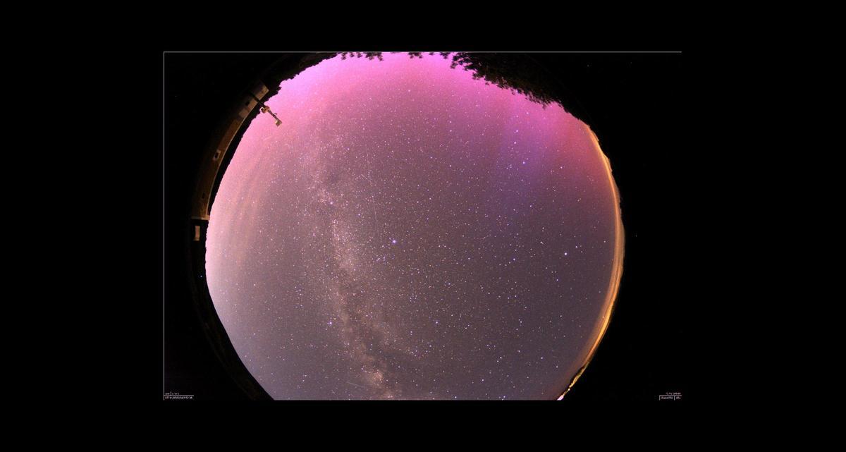 Aurora boreal vista desde el observatorio de Cala d'Hort.