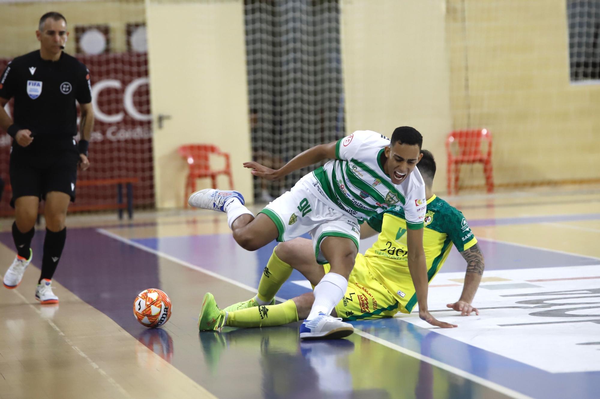 Las imágenes del Córdoba Futsal - Jaén Paraíso en Vista Alegre