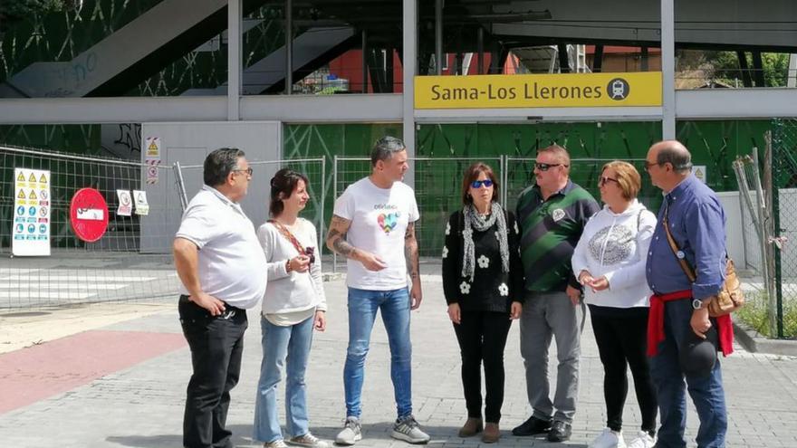 Rafa Palacios tacha de &quot;vergüenza&quot; el nuevo retraso en la linea férrea Gijón-Laviana