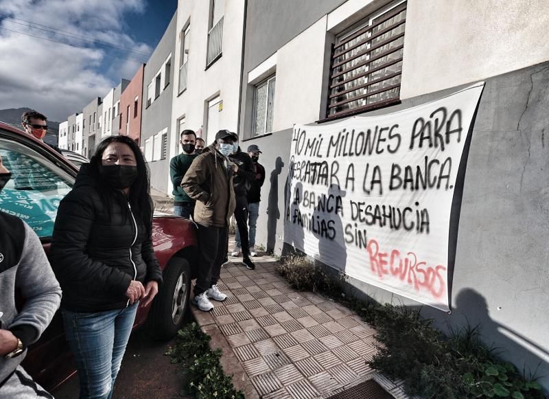 Vecinos en riesgo de desahucio en Tenerife