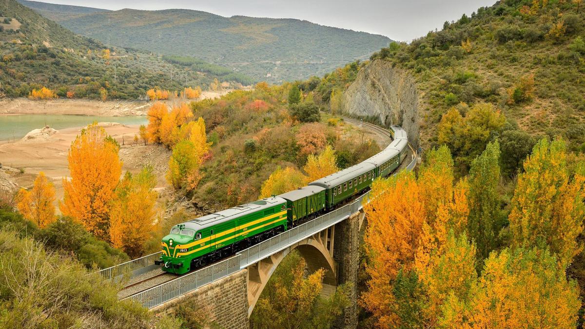 El Expreso de Canfranc, el tren turístico aragonés que recorrerá el corazón del Pirineo