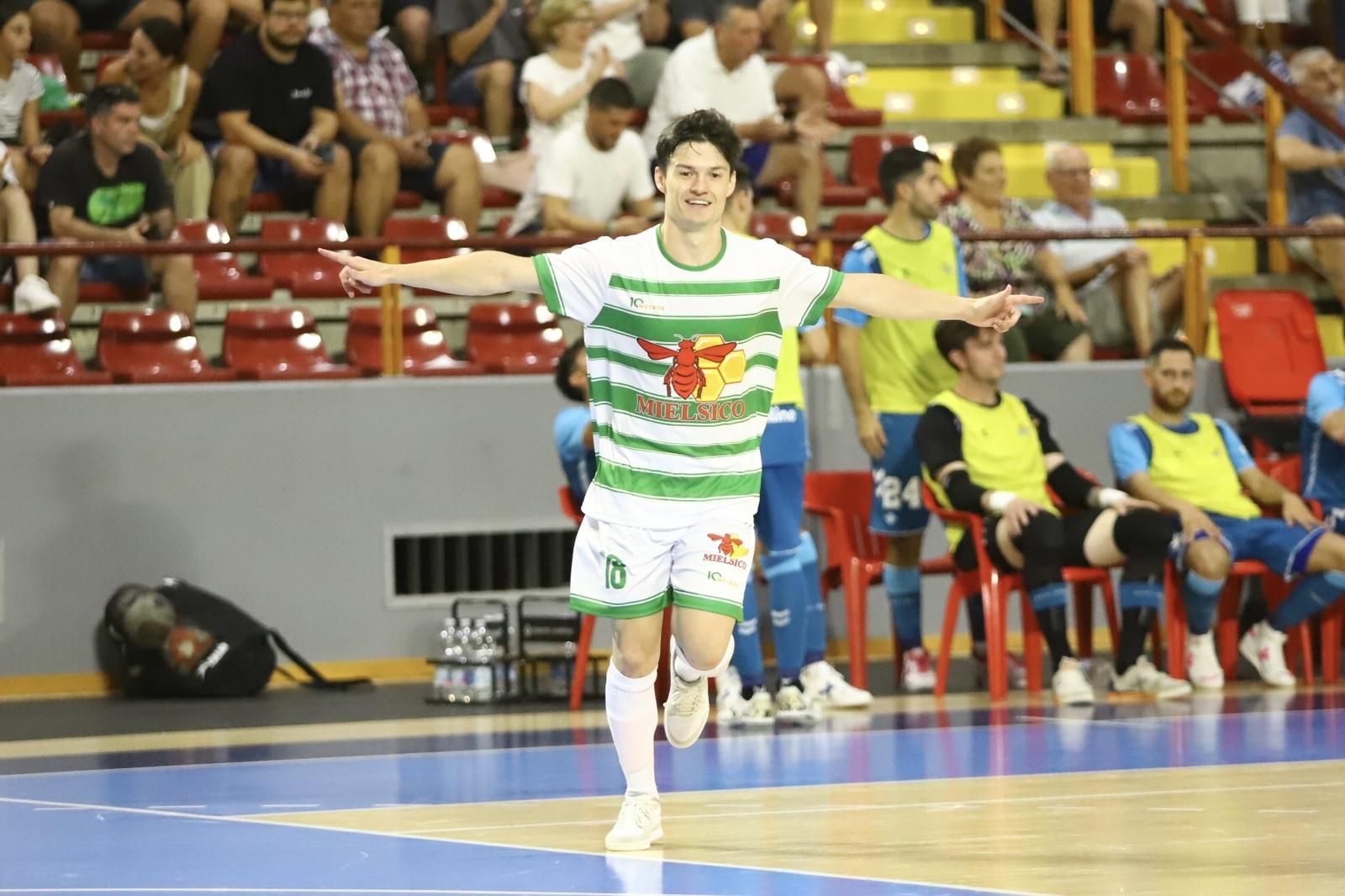 Córdoba Futsal-Real Betis Futsal | Las imágenes del partido en el Palacio Vista Alegre