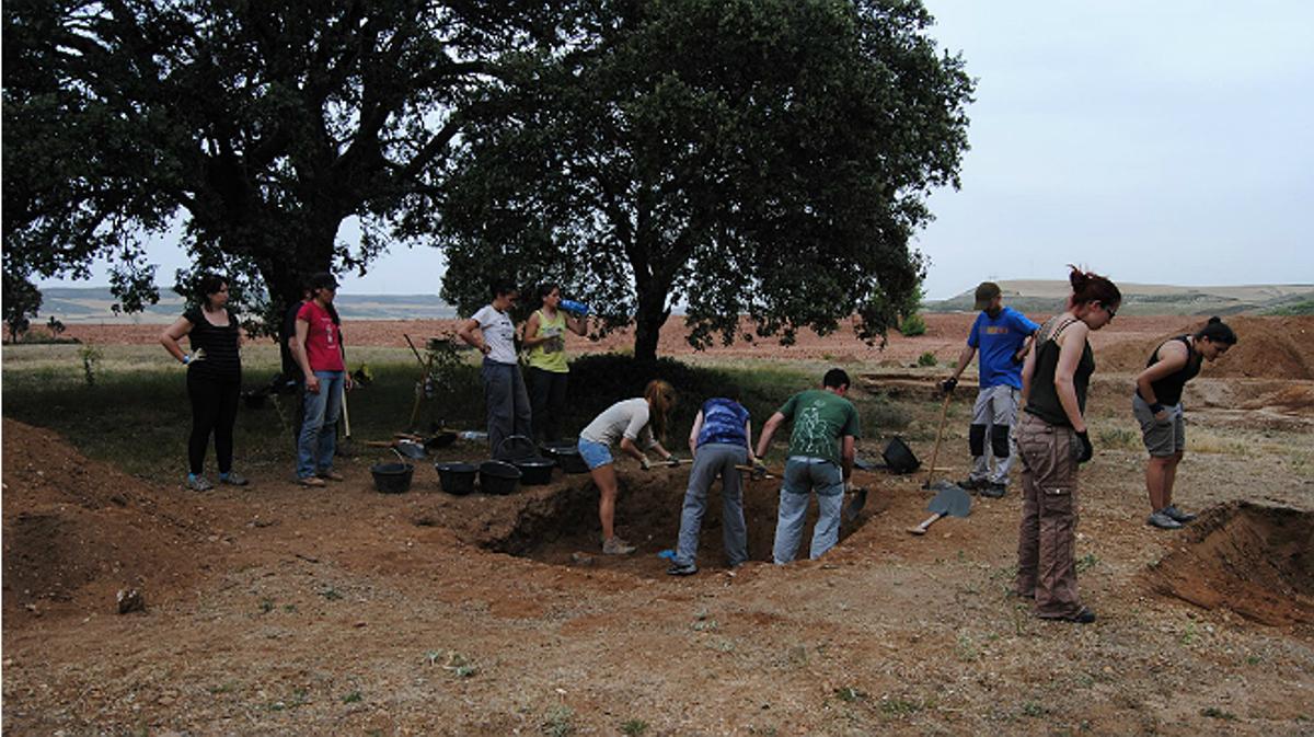Excavaciones de las fosas comunes de las víctimas del franquismo en el Monte de Estépar (Burgos).