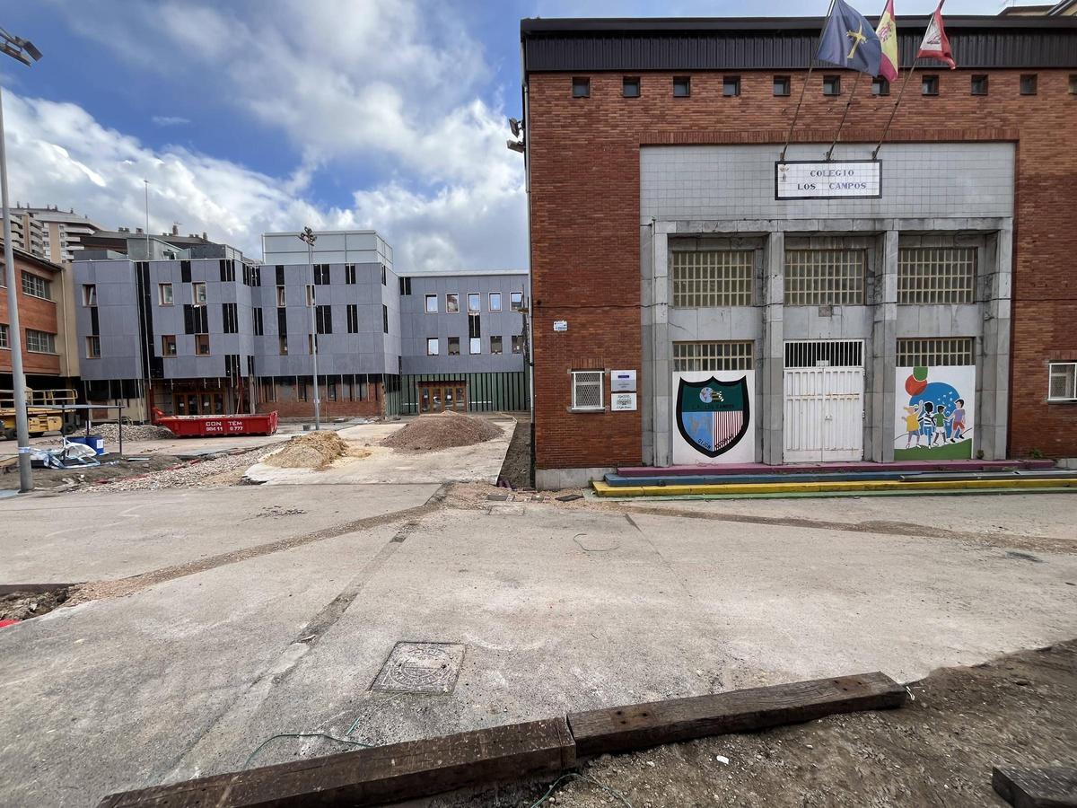 El avance de las obras en el colegio Los Campos de Gijón, en imágenes