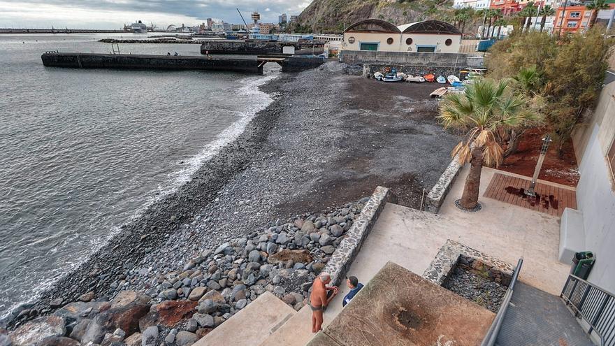 Inmaculada Fuentes: &quot;La playa de Acapulco seguirá como toda la vida&quot;