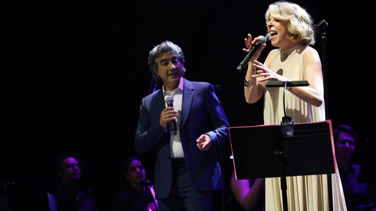 Así fue el concierto de Sole Giménez y Juan Valderrama en Gijón (en imágenes)