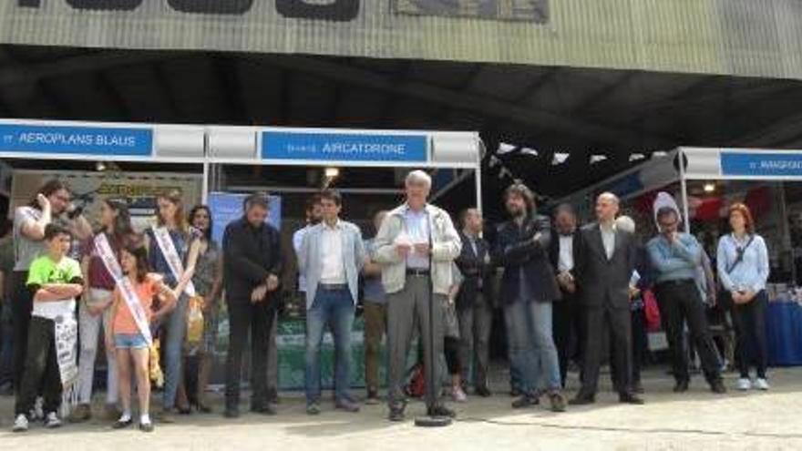 Un dels moments de la inauguració de la Mostra Aeronàutica, dissabte al matí