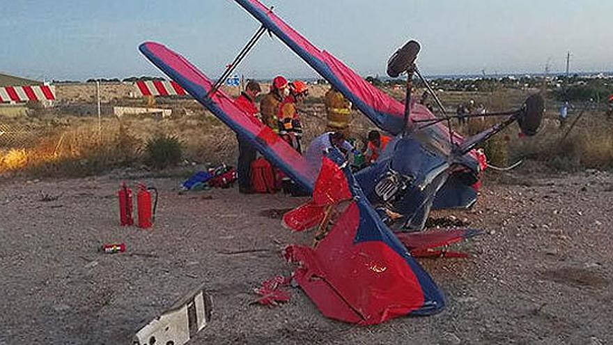 Estado en el que quedó el ultraligero tras el accidente.