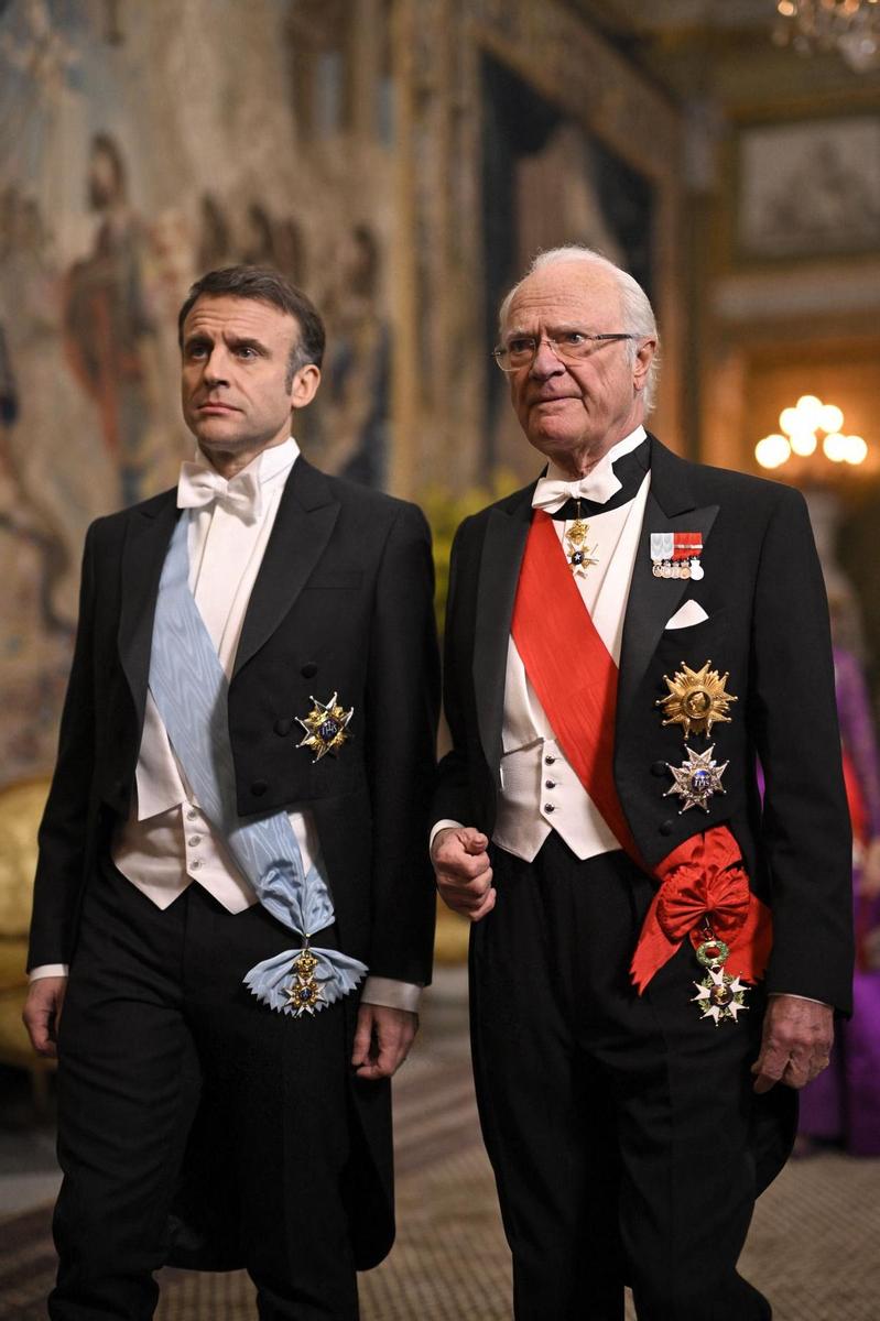 Emmanuel Macron y el rey Carlos Gustavo de Suecia