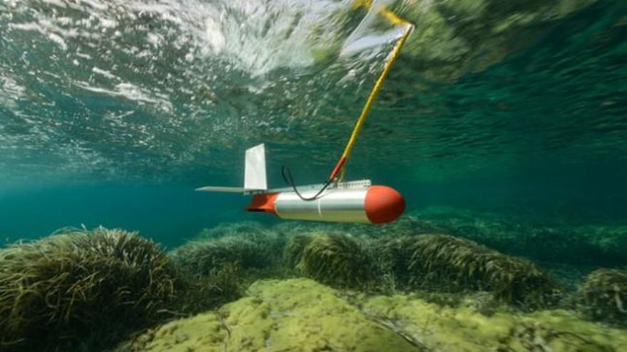 Este es el sónar de barrido lateral que ha servido para inspeccionar las praderas de posidonia del Parque Natural.