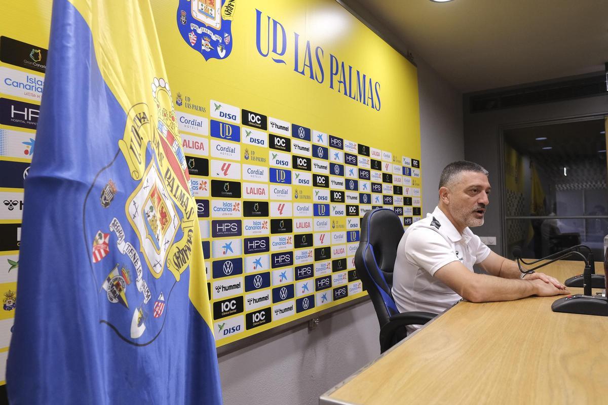Rueda de prensa del entrenador de la UD Las Palmas, Xavier García Pimienta