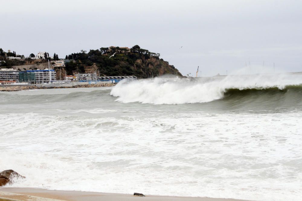 Efectes del temporal al passeig de Blanes