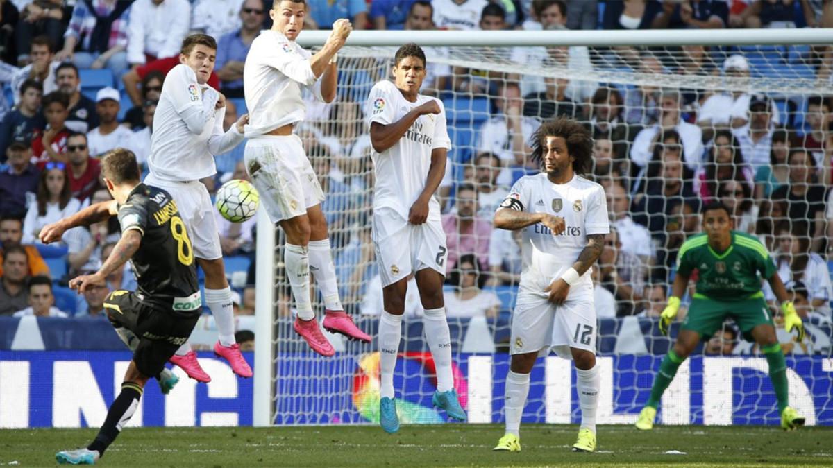 El Madrid recibe al Granada este sábado a primera hora de la tarde