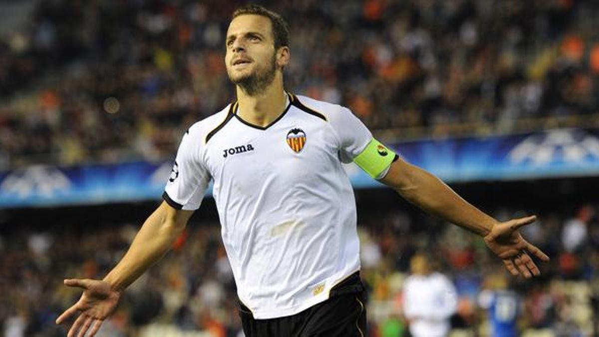 Soldado habla de la venta del Valencia CF, Braulio, el vestuario y Mestalla