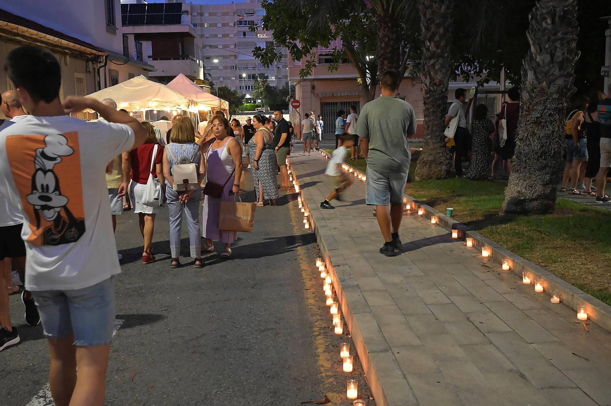 La conmemoración de los cien años de la llegada del alumbrado público en el barrio de San Gabriel, en imágenes