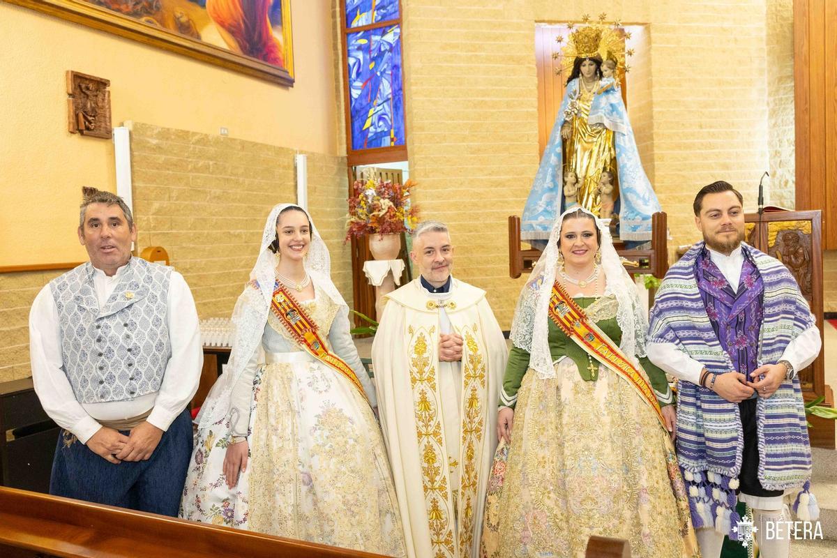 Las falleras mayores de Bétera, Lucía Garrido Benavent y Macarena del Castillo Vázquez.