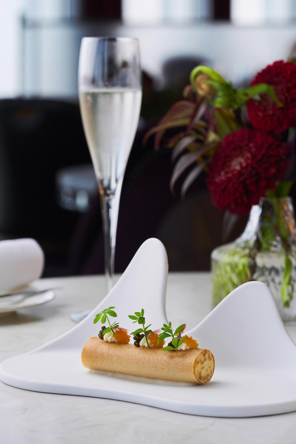 El tradicional Caviar del Atmosphere Burk Khalifa