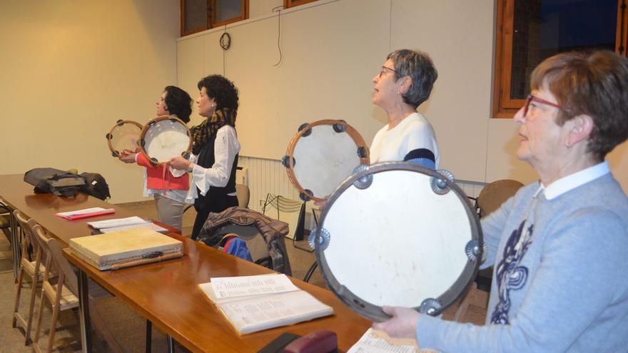 La Escuela de Folklore de Benavente, en plena actividad