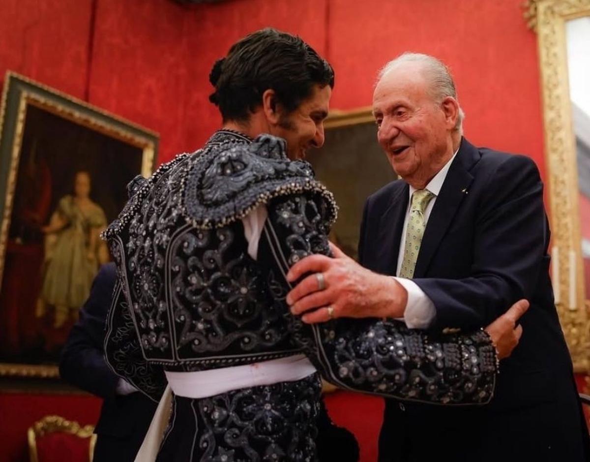 Morante de la Puebla junto al rey Juan Carlos I