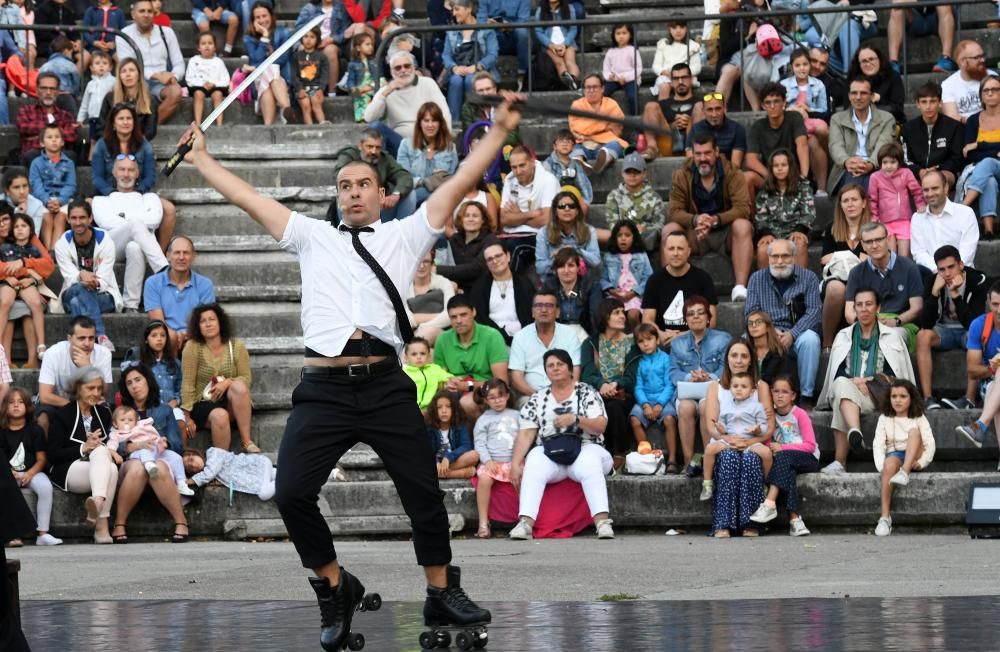 El festival continuará hoy con espectáculos en los jardines de Méndez Núñez y en el Obelisco.