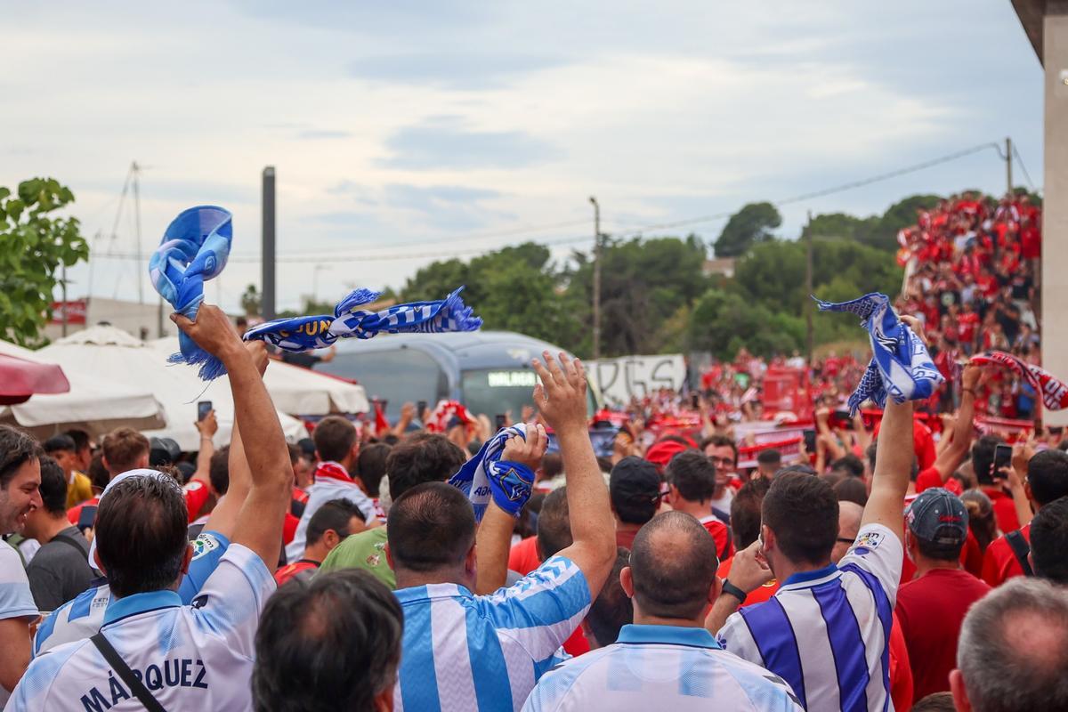 La gran final por el ascenso entre el Nástic y el Málaga CF, en imágenes