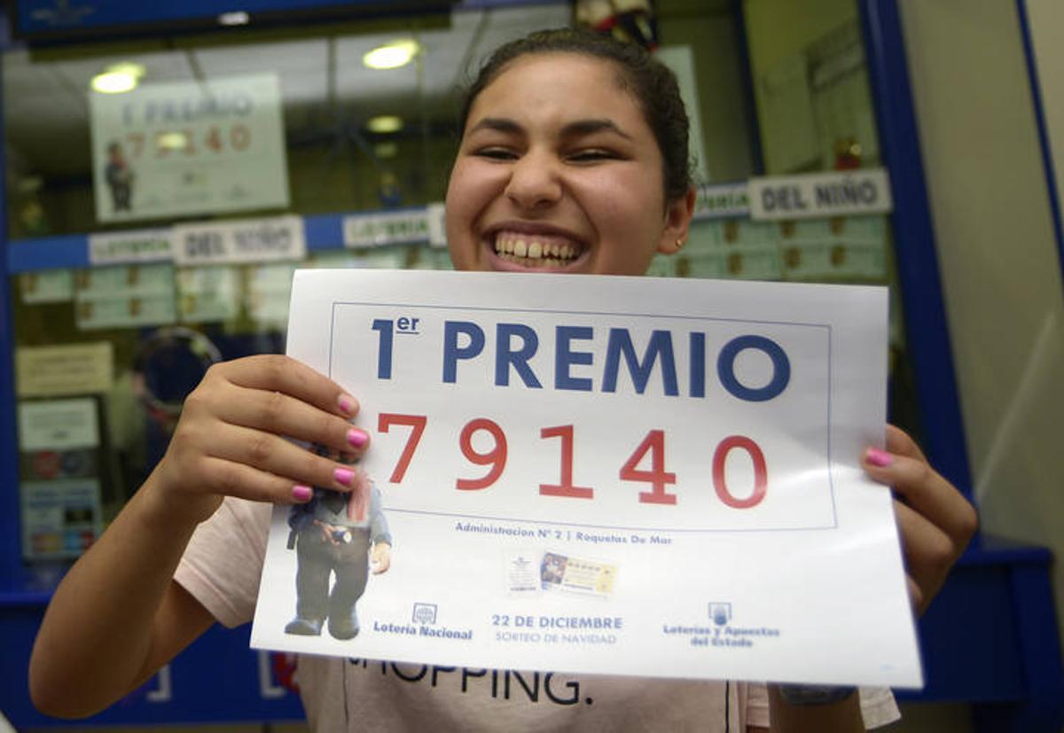 El Gordo de la Lotería de Navidad inunda de millones Roquetas de Mar