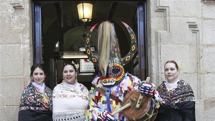 Jarramplas recibirá una lluvia de 18.000 kilos de nabos de piornalegos y turistas