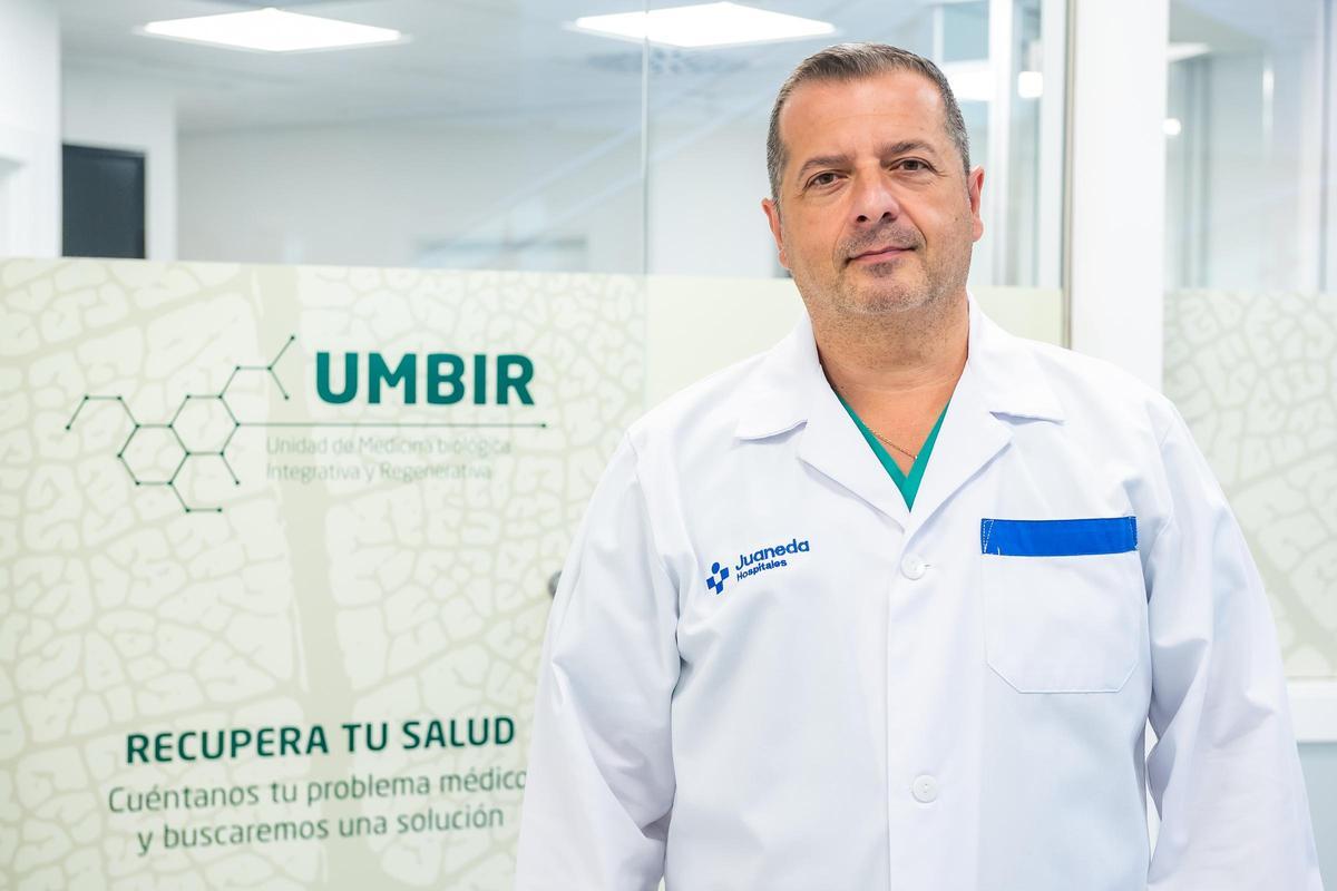 Dr. Alberto Hernández, Leiter der Abteilung für Biologische, Integrative und Regenerative Medizin (UMBIR) bei Juaneda Hospitales.