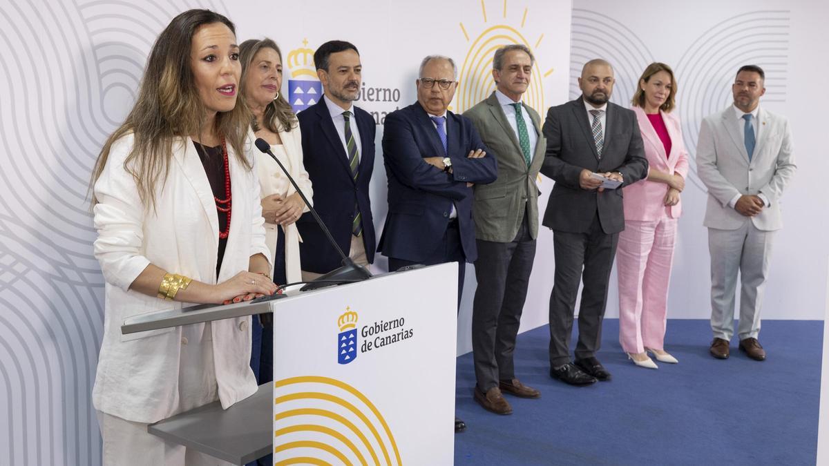 Turismo adapta su estategia de infraestructuras turísticas a las necesidades de cada isla.