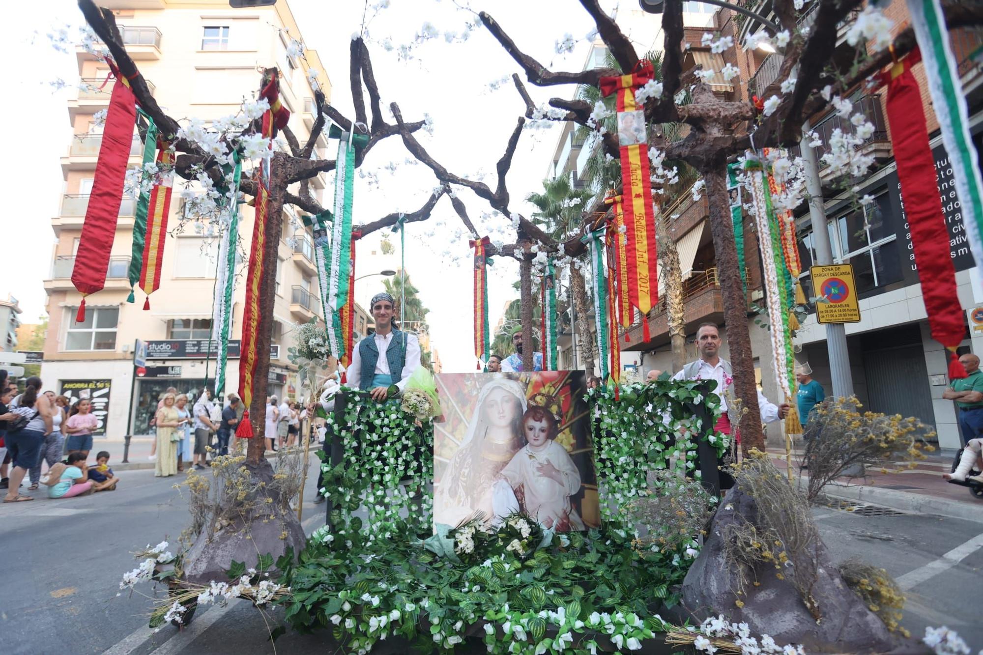 Ofrenda de flores en San Vicente