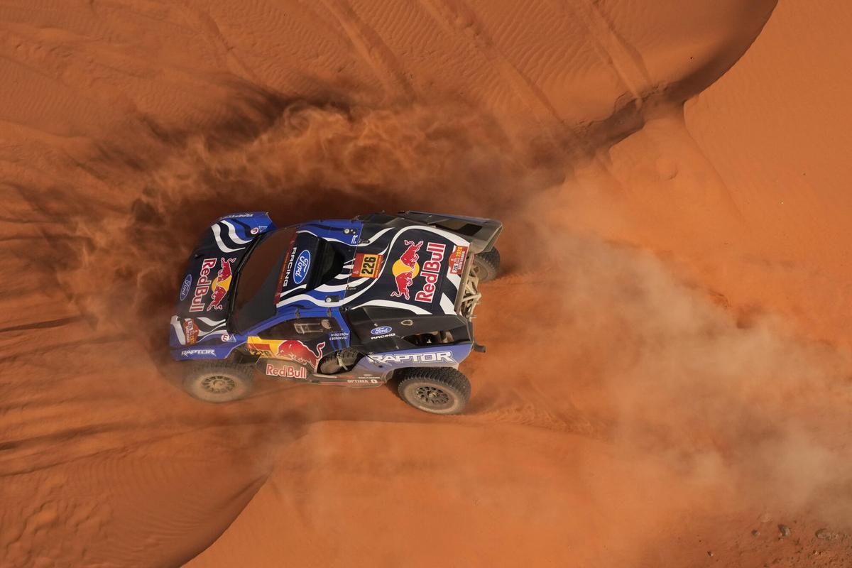 Driver Mattias Ekstrom and co-driver Emil Bergkvist compete during the second stage of the Dakar Rally between Yanbu and Alula, Saudi Arabia, Monday, Jan. 5, 2026. (AP Photo/Thibault Camus) Associated Press / LaPresse Only italy and spain