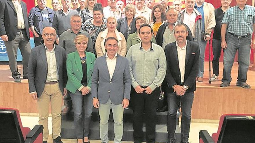 El PP critica en Moncofa el plan educativo del Consell