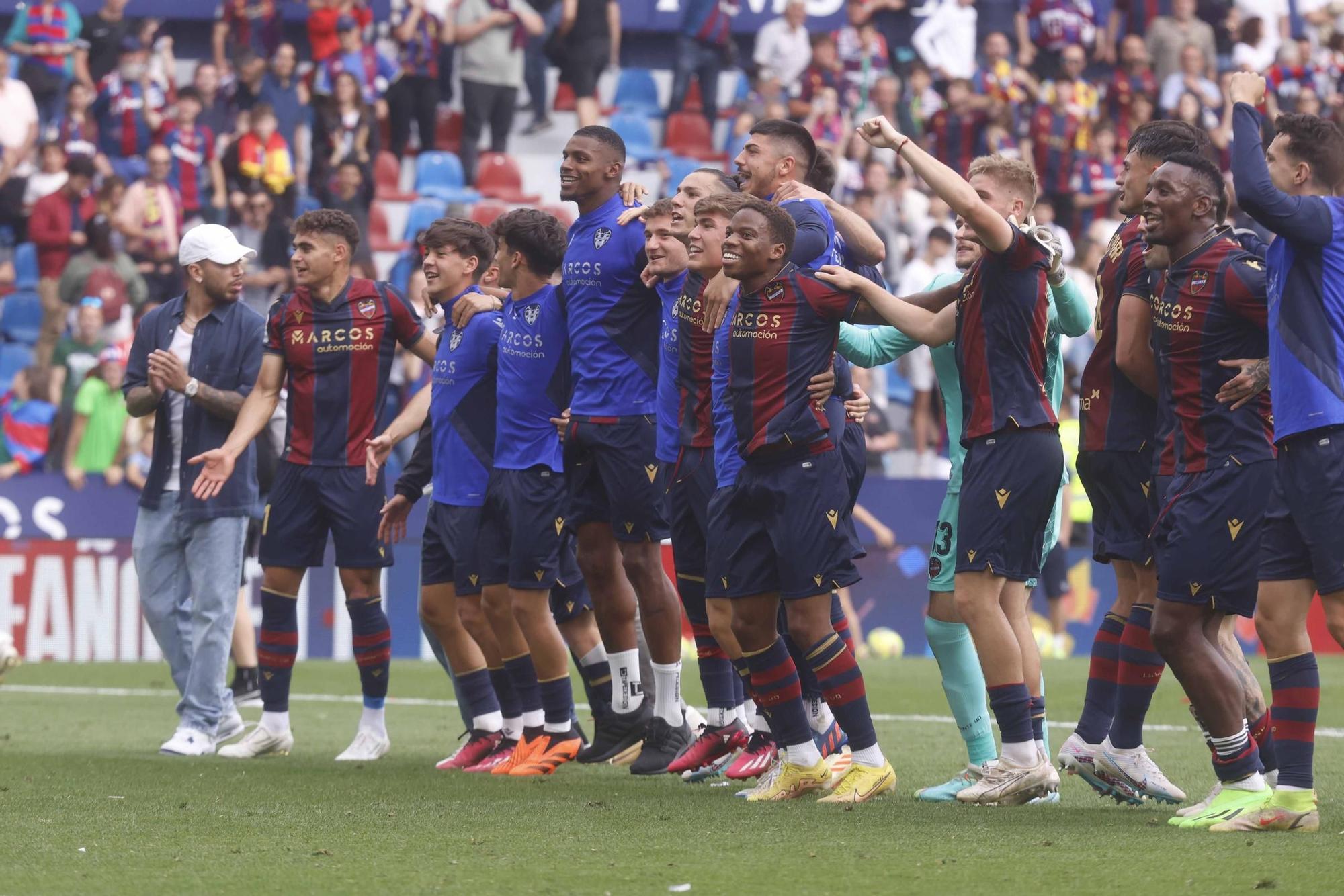 Las mejores imágenes del Levante UD - Deportivo Alavés