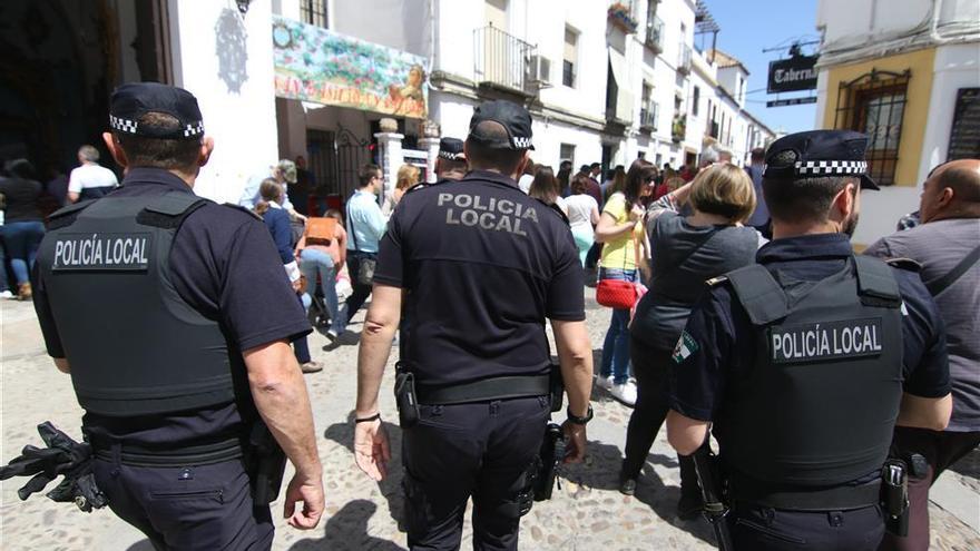 Luque anuncia una oferta de 97 plazas en la Policía Local de Córdoba