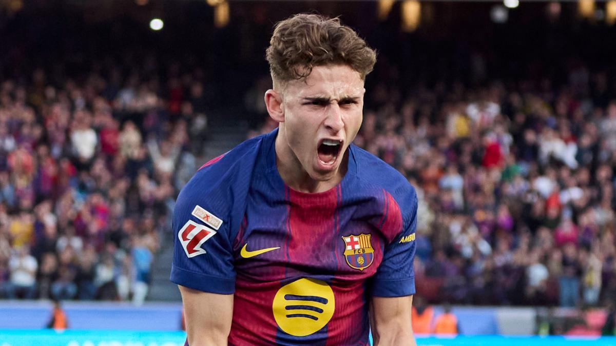 Fermín López celebra su golazo ante el Levante