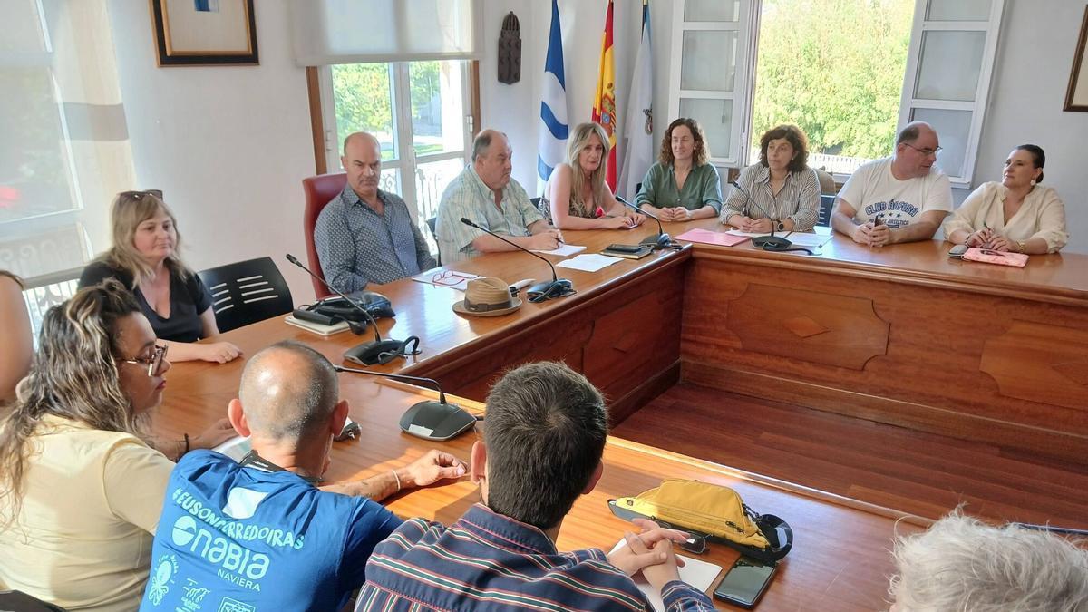 Imagen de un pleno reciente en Bueu.